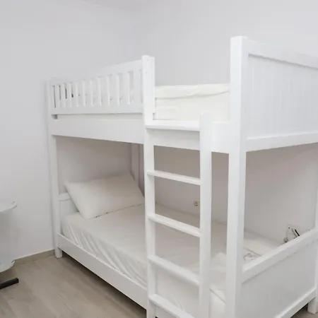 Aral Hostel Berat